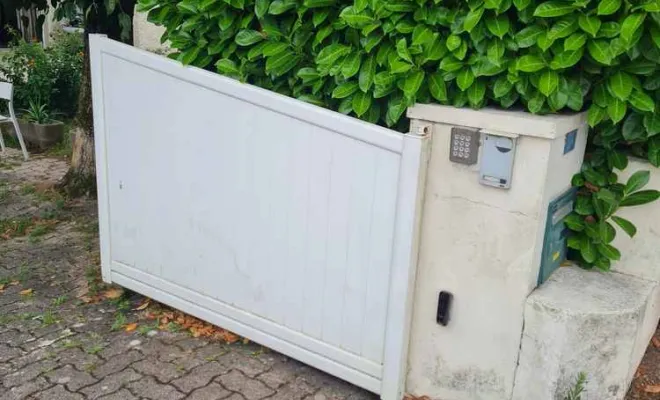 Motorisation d'un portail d'une maison à Hossegor, Dax, MALS Serrurerie Métallerie