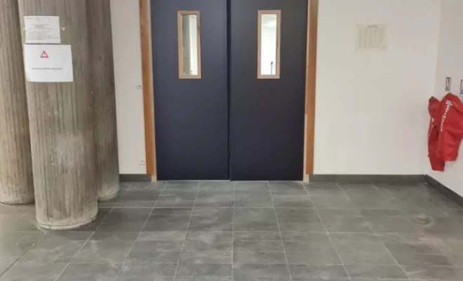 Installation de porte d'entrée de service, Dax, MALS Serrurerie Métallerie
