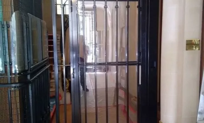 Installation de porte d'entrée de service, Dax, MALS Serrurerie Métallerie